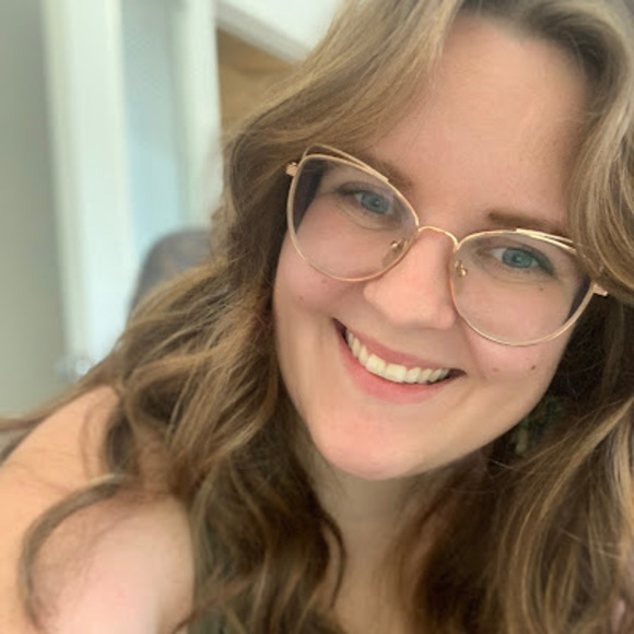madelyn_worth